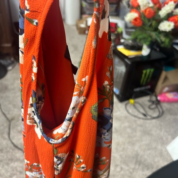 BE by Chetta brand. Long sleeve with cold shoulder. Ties in front. Size 8 dress - Picture 6 of 6